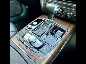 Audi A6 Allroad thumbnail