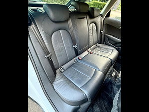 Audi A6 Allroad thumbnail
