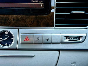 Audi A8 thumbnail
