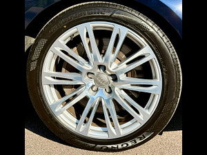 Audi A8 thumbnail