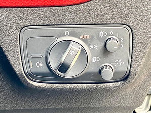 Audi Q2 thumbnail