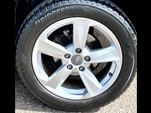 Audi Q2 thumbnail