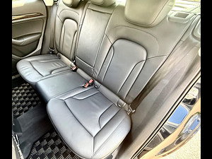 Audi Q3 thumbnail