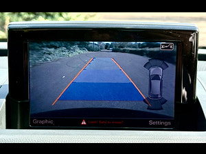 Audi Q3 thumbnail