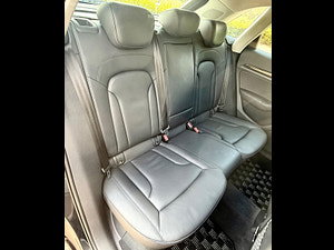 Audi Q3 thumbnail