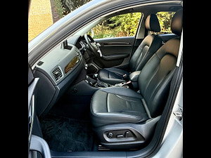 Audi Q3 thumbnail