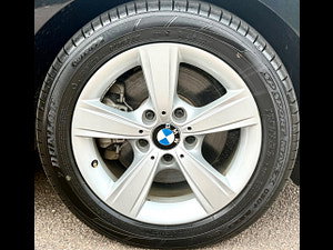 BMW 1 Series thumbnail