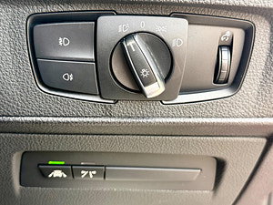 BMW 1 Series thumbnail