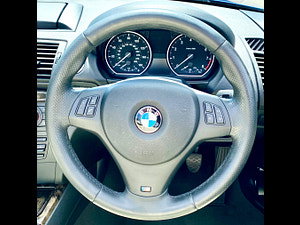 BMW 1 Series thumbnail
