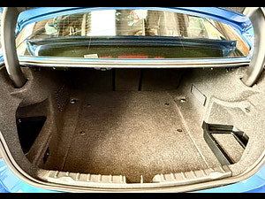 BMW 3 Series thumbnail