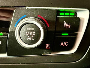 BMW 3 Series thumbnail