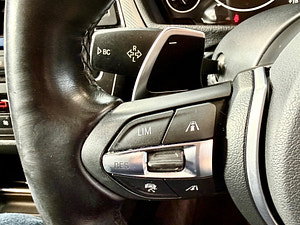 BMW 3 Series thumbnail