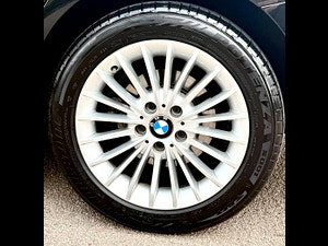 BMW 3 Series thumbnail