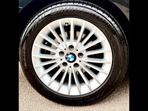 BMW 3 Series thumbnail