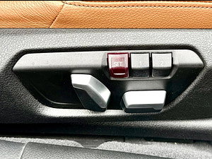 BMW 3 Series thumbnail
