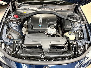 BMW 3 Series thumbnail
