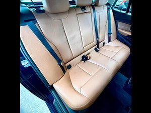 BMW 3 Series thumbnail