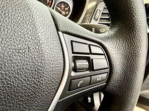 BMW 3 Series thumbnail
