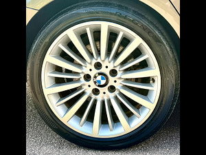 BMW 3 Series thumbnail