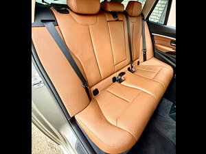BMW 3 Series thumbnail