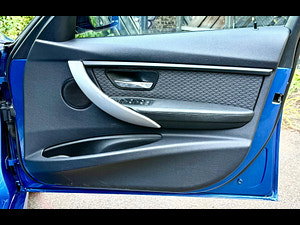 BMW 3 Series thumbnail