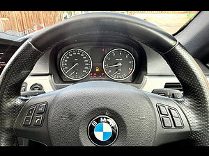BMW 3 Series thumbnail