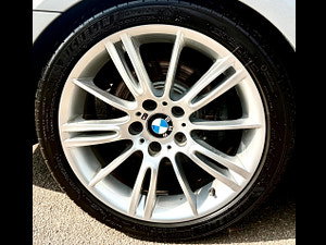 BMW 3 Series thumbnail