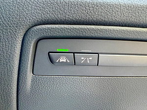 BMW 3 Series thumbnail