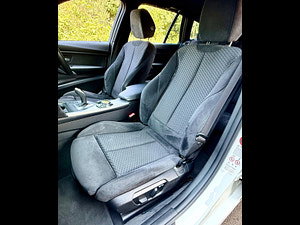 BMW 3 Series thumbnail