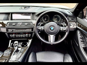 BMW 5 Series thumbnail