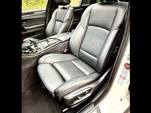 BMW 5 Series thumbnail