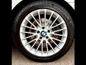 BMW 5 Series thumbnail