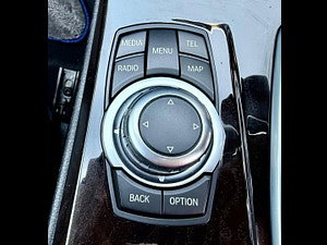 BMW 5 Series thumbnail