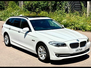 BMW 5 Series thumbnail