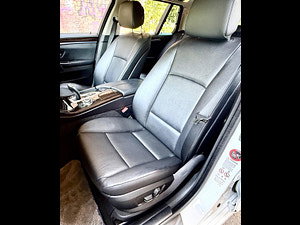 BMW 5 Series thumbnail