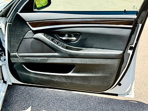 BMW 5 Series thumbnail