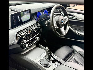 BMW 5 Series thumbnail