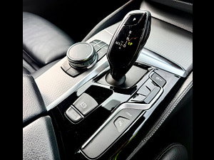 BMW 5 Series thumbnail