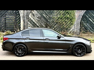 BMW 5 Series thumbnail