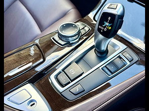 BMW 5 Series thumbnail