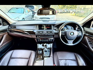 BMW 5 Series thumbnail