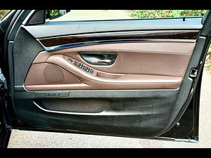 BMW 5 Series thumbnail