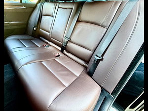 BMW 5 Series thumbnail
