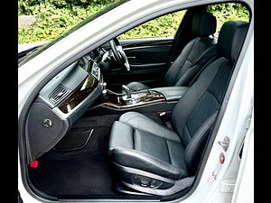 BMW 5 Series thumbnail
