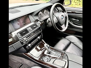 BMW 5 Series thumbnail