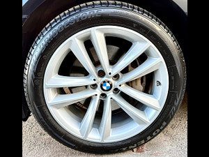 BMW 7 Series thumbnail