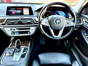 BMW 7 Series thumbnail