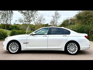 BMW 7 Series thumbnail