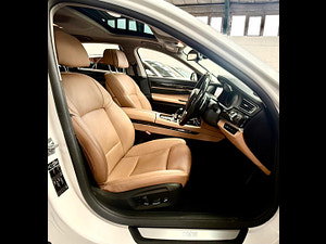 BMW 7 Series thumbnail