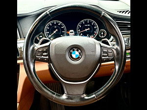 BMW 7 Series thumbnail